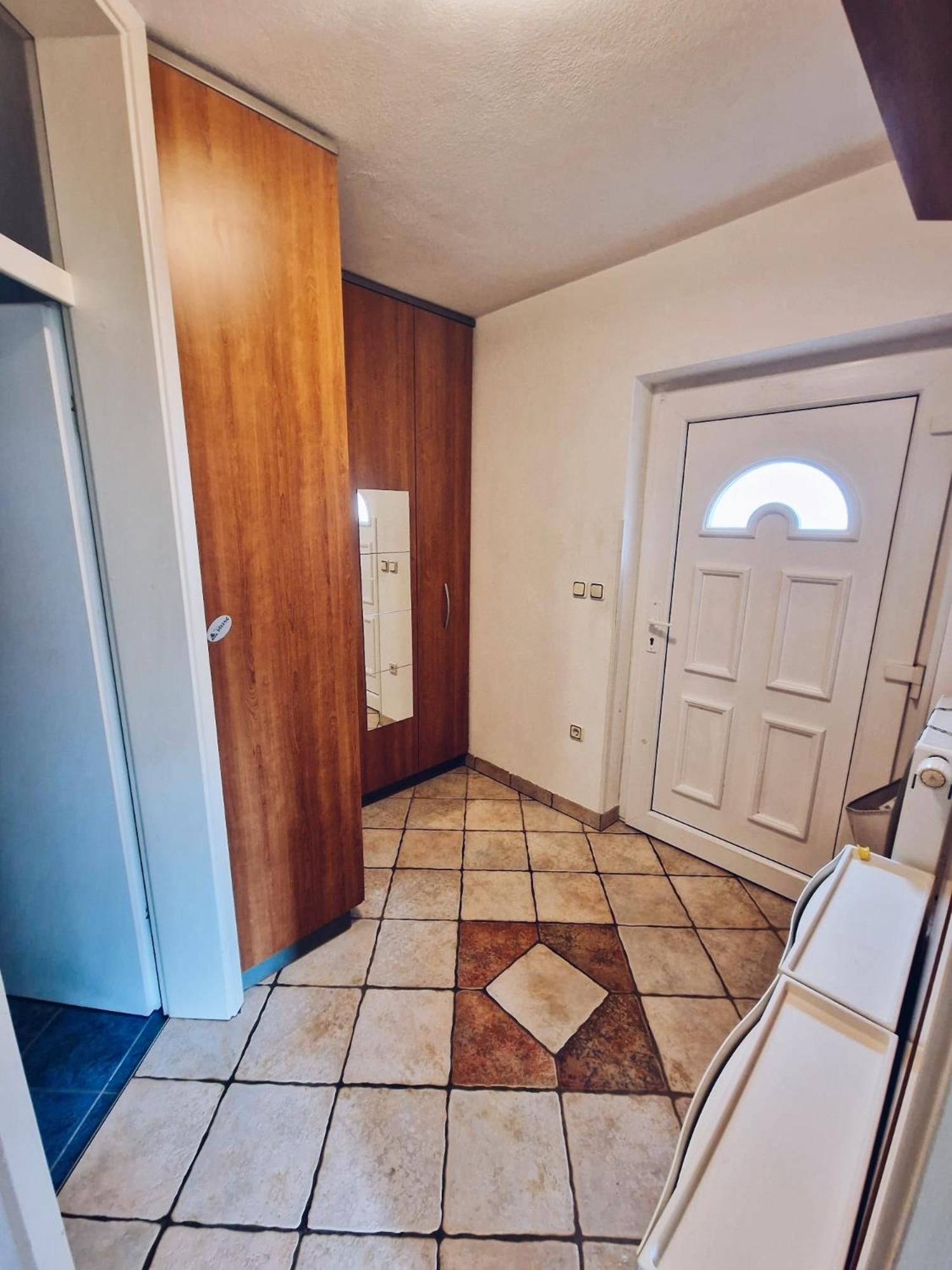 Apartments Ivanović Idrija Buitenkant foto